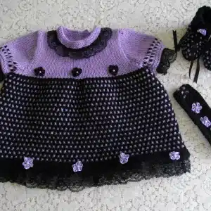 knitting pattern for a newborn dress set with gathered lace